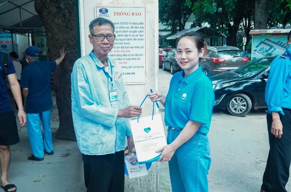 Báo Tuyên Quang đưa tin về Hành trình thiện nguyện của Kibou Fucoidan Trao yêu thường bằng những món quà dinh dưỡng thiết thực đến bệnh nhân K