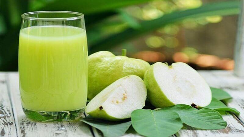 Top 10 loại nước ép cho người ung thư dạ dày Hạn chế uống nước ép ổi lúc đói