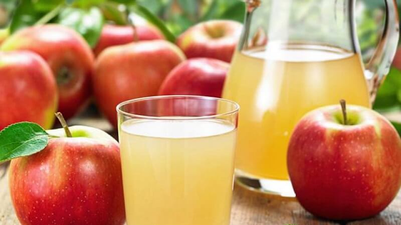 Top 10 loại nước ép cho người ung thư dạ dày Nước ép táo giàu chất xơ