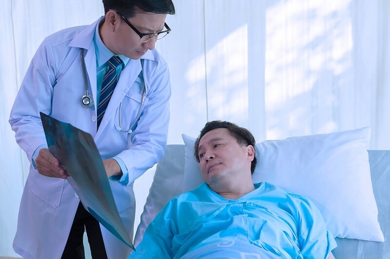 Bật mí chi phí điều trị ung thư dạ dày thực tế Tuân thủ phác đồ điều trị của bác sĩ