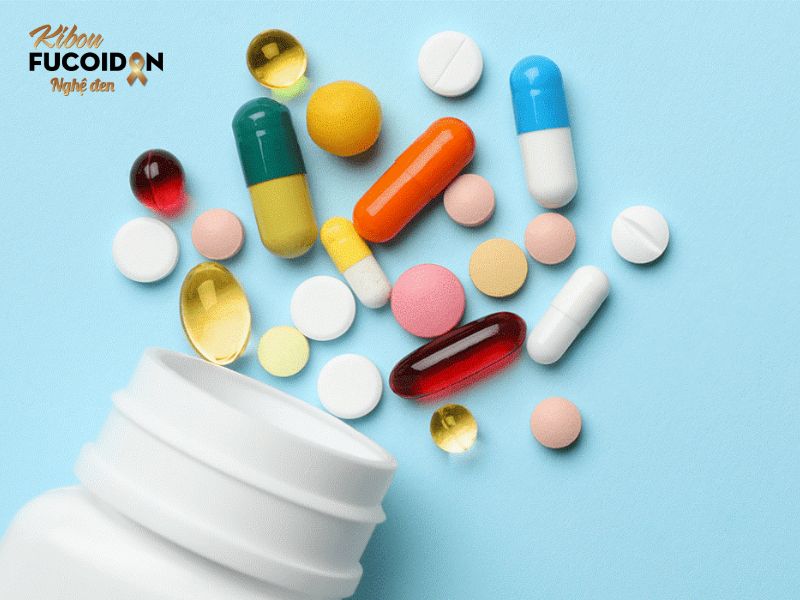 Cẩm nang thông tin về thuốc điều trị ung thư vú bạn nên biết Các loại thuốc Tây y được sử dụng điều trị ung thư vú gồm: thuốc hóa trị, thuốc điều trị đích, thuốc nội tiết, thuốc miễn dịch