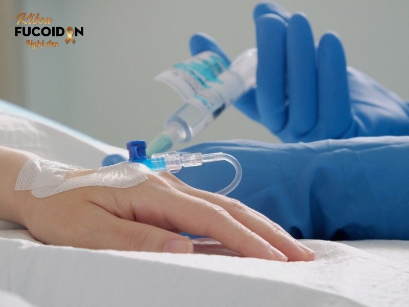 Ung thư phổi di căn hạch và tất cả thông tin cần biết Hóa trị là phương pháp điều trị thường thấy khi ung thư phổi di căn hạch