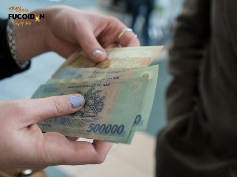 Hóa trị là gì? Vai trò của hóa trị trong điều trị ung thư Chi phí hóa trị ung thư khá tốn kém