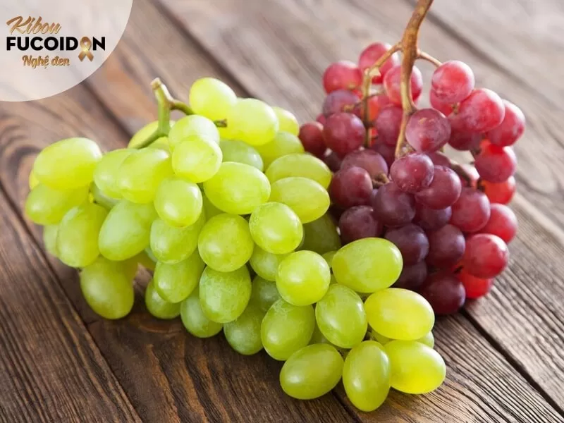 Giải đáp: Ung thư tuyến giáp nên ăn trái cây gì? Người bệnh ung thư tuyến giáp nên ăn nho hàng ngày để tăng sức đề kháng