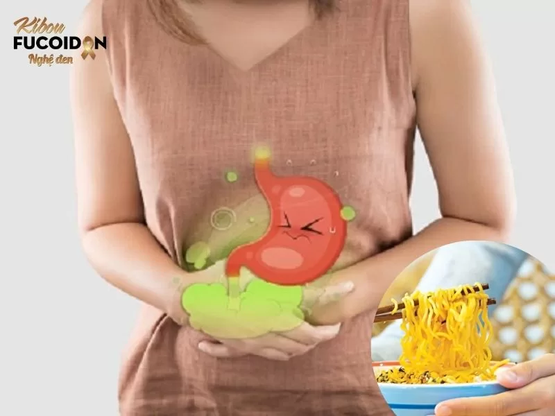Chuyên gia giải đáp: Ăn nhiều mì tôm có bị ung thư không? Ăn nhiều mì tôm gây đầy bụng, khó tiêu