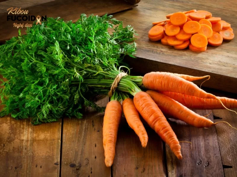 Cà rốt có chứa beta carotene, falcarinol có tác dụng ức chế hình thành tế bào ung thư