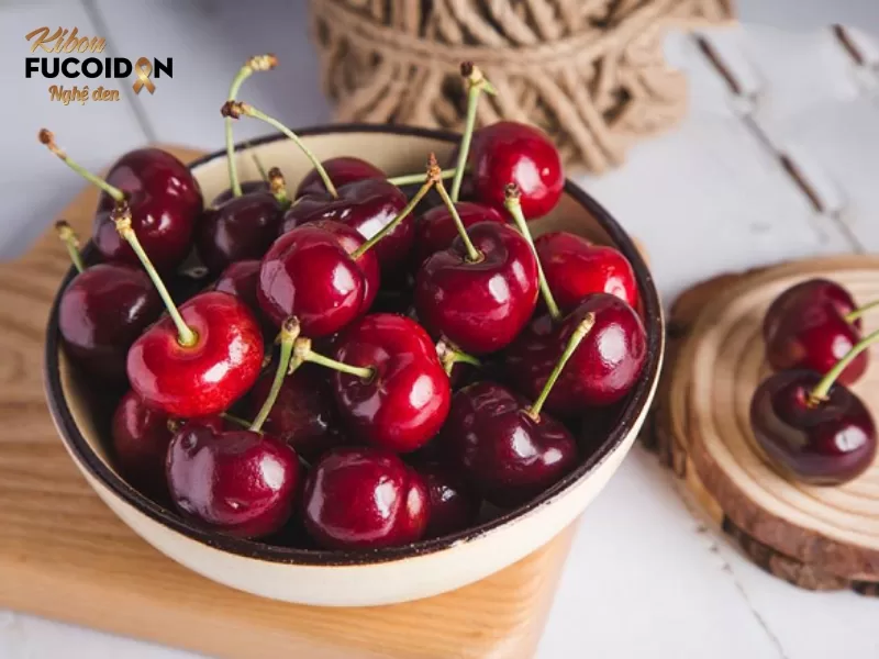 Quả anh đào với hàm lượng perillyl dồi dào, giúp phá vỡ tế bào ung thư