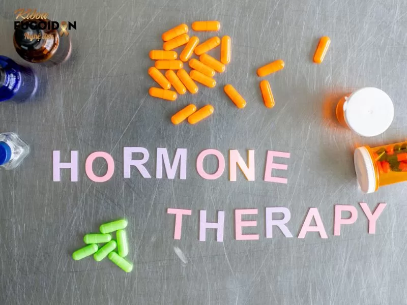 Các loại thuốc điều trị chính cho bệnh suy giáp là hormone thyroxine tổng hợp
