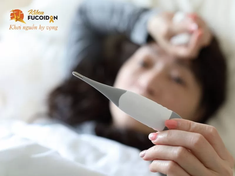 Sốt cao, chóng mặt, ngất xỉu – Dấu hiệu nhiễm trùng hoặc xuất huyết nội