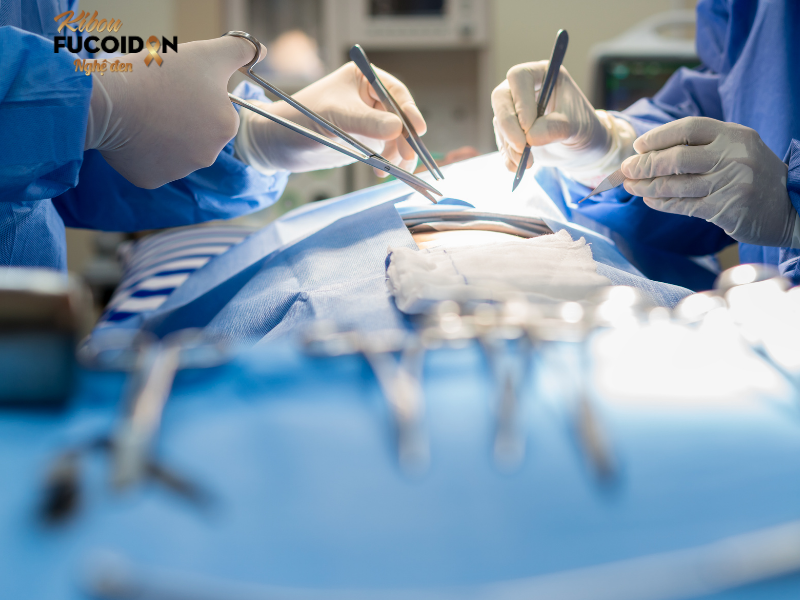 Ung thư phổi là gì? Dấu hiệu và cách điều trị Phẫu thuật thường dùng cho ung thư phổi không tế bào nhỏ (NSCLC) giai đoạn sớm