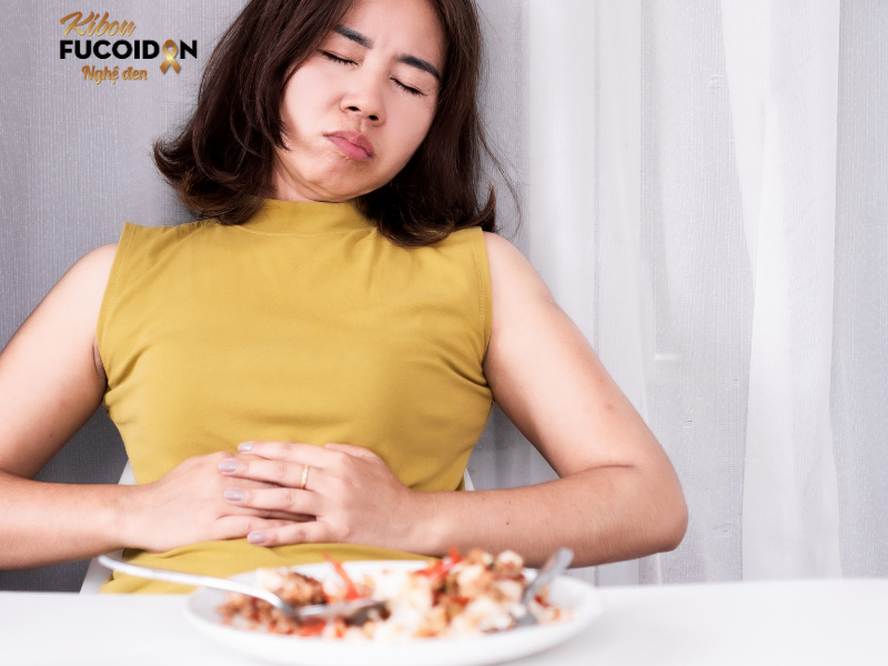 Fucoidan có tác dụng phụ không? Sự thật cần biết trước khi sử dụng Người có bệnh lý tiêu hóa mạn tính (viêm đại tràng, dạ dày yếu) không nên dùng fucoidan